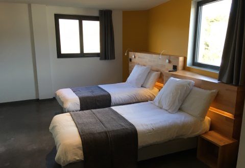chambre double lits jumeaux hôtel Vercors